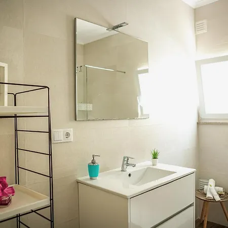 Marlin House Iv 公寓 *