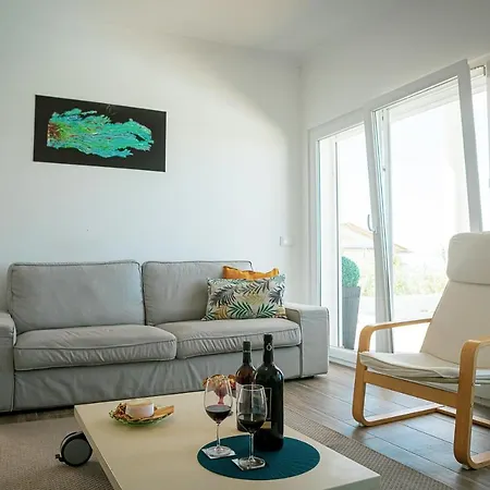 Lägenhet Marlin House Iv